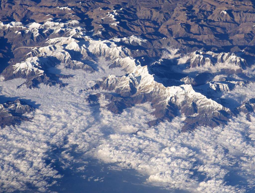 Manaslu 00 02 Nasa ISS008-E-6238 Close Up Nasa has some excellent images of Manaslu. Here is a view from the south west, with Manaslu (8163m) the pointy peak in the centre. The ridge comes down to a second pointy peak, Ngadi Chuli (7871m, Peak 29), and then turns to the right to Himal Chuli (7893m).